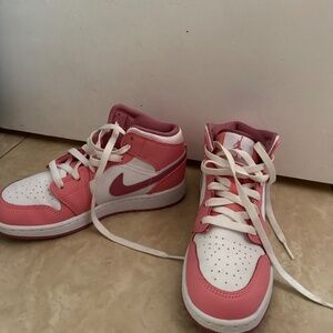 Pink Air Jordan 1 Mid